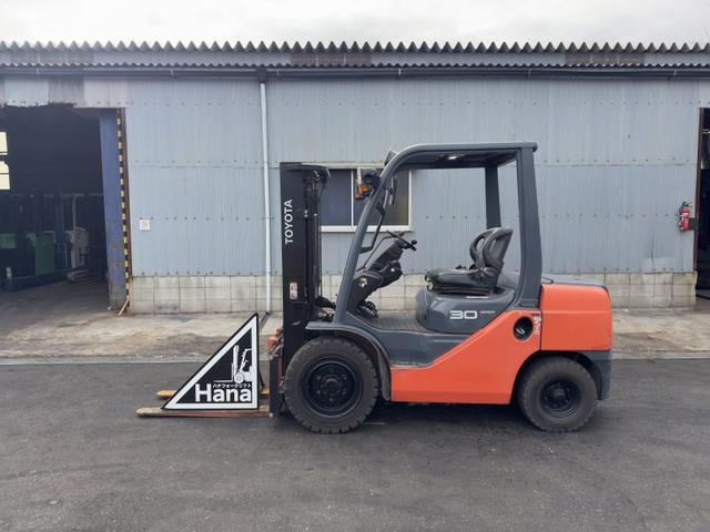 トヨタL&F エンジンフォークリフト 18066