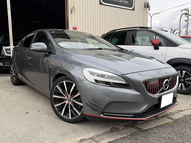 V40T3 インスクリプション