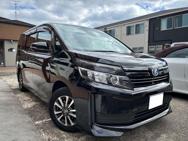 ヴォクシー1.8 ハイブリッド X昨年ショック・サス新品交換済み