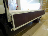 荷台内寸:311&times;161&times;38 三方開 床板張り替え