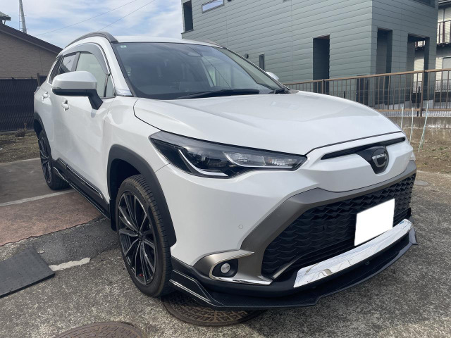 カローラクロス1.8 ハイブリッド S E-Four 4WDリフトアップ 20インチアルミ