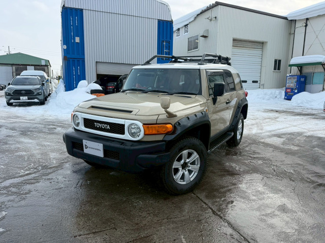 FJクルーザー 4.0 4WD 冬タイヤBSアルミ/夏タイヤアルミ