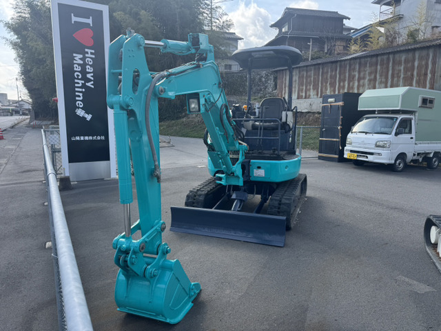 コベルコ 油圧ショベル ゴムキャタ 配管 クレーン仕様