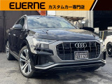 アウディ Q8