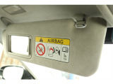 運転席、助手席はパワーシートです。シートメモリー機能装備です。