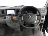 【展示車両について】 低価格を実現するため、微細な傷などは修理せずに展示している場合がございます。できるだけご説明させて頂くようにしておりますが、ご不安な方はスタッフまでお尋ねください。