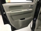【試乗OK】お車の移動や手続きなどございますので、ご希望の際はご来店日時を前日までにご連絡ください。ナンバープレートの無い車の公道での試乗は、スタッフの運転となります。場内試乗は可能です。