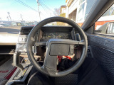 特徴的なステアリング