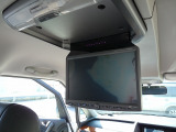 後席モニターアルパイン製が装着されています。ご家族でも楽しめるお車になりますので、ぜひお問合せください。