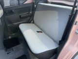 後部座席も広々してます!お問い合わせはTEL06-6430-1230 E-mail cars_genesis2007@yahoo.co.jpまで!!☆