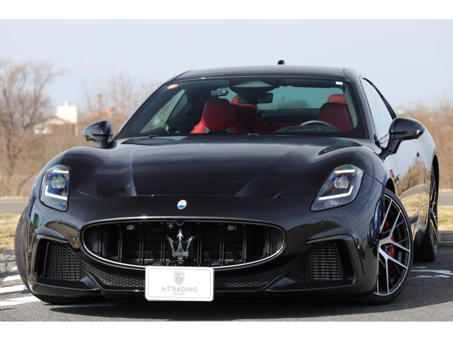 グラントゥーリズモ3.0 トロフェオ 4WD新車保証/OP多数/550ps