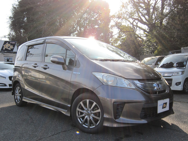 フリードハイブリッド 1.5 ジャストセレクション 両電動スライドナビテレビDVD純エアロ