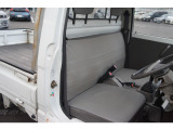 試運転によりエンジン、ミッション、異音が出てないかどうか、スムーズ調子よく走るかどうか等確認ずみです。とても良好ですのでご安心ください。エアコン、ヒーター、電気系すべて正常に作動等の確認もしております