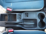 4WDのオートマですが、パワーモード切替が付いていますので、お荷物を積んでもエンジンはパワフルに回ってくれます。