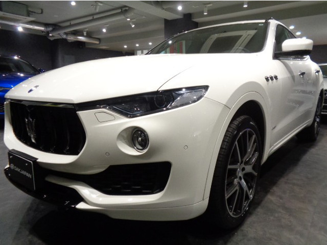 レヴァンテ グランスポーツ 4WD グランスポーツ3.0V6ツインターボ8速