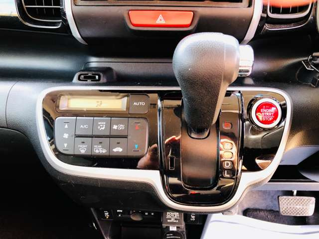 ホンダ N-BOXカスタム G SSパッケージ カスタムG SSパッケージ 修復歴