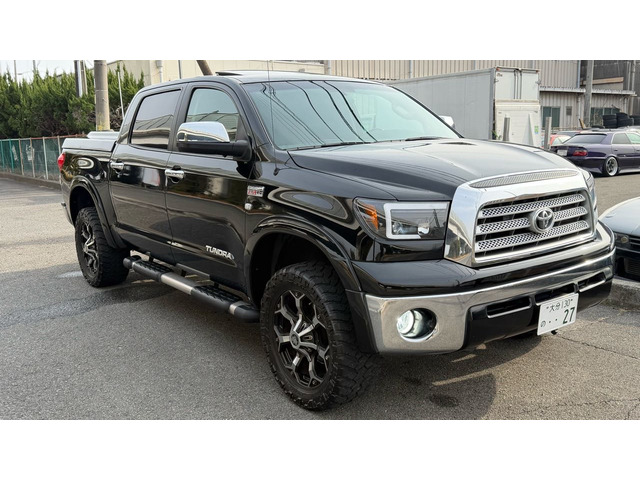 タンドラ クルーマックス SR5 5.7 V8 4WD リフトアップ 20インチAW