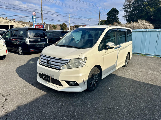 誰でも車がローンで買えます。R9AUTOの自社ローンは他社でローンが通らなかった方でもOK!自社審査で即日回答!金利0%!分割手数料なし!保証人不要!最長84回まで分割OK!