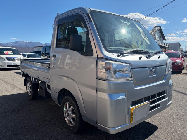 ピクシストラック4WD