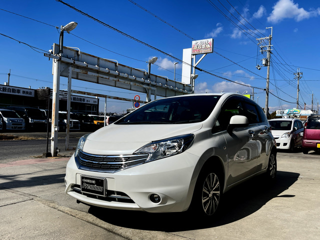 ノート1.2 アクシス黒革シート TVナビ ETC