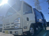H25年式エルフ2t積プレス式パッカー車入庫しました!