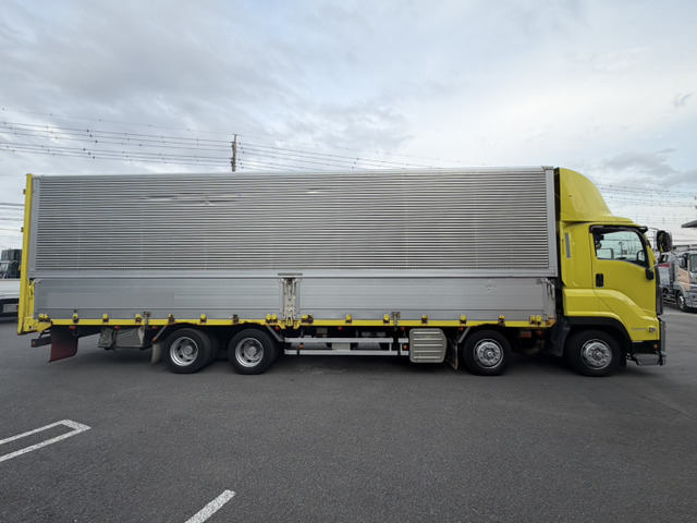 いすゞ ギガ ウィング 日本トレクス製ボデー 積載13700kg の中古車詳細