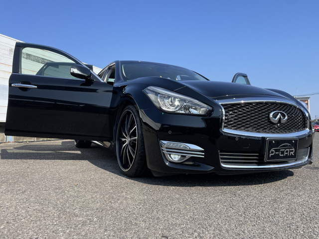 日産 フーガ 2.5 250VIP 全周囲カメラ☆黒革シート☆ナビ地デジ の中古