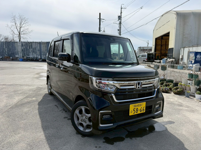 ホンダ N-BOXカスタム 