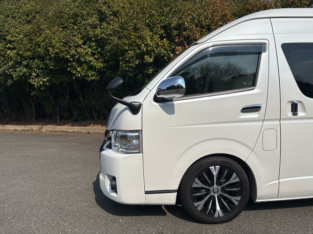 トヨタ ハイエースバン キャンピング セカンドハウス社製 の中古車詳細
