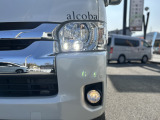 夜道を明るく照らすLEDヘッドライト&フォグ!