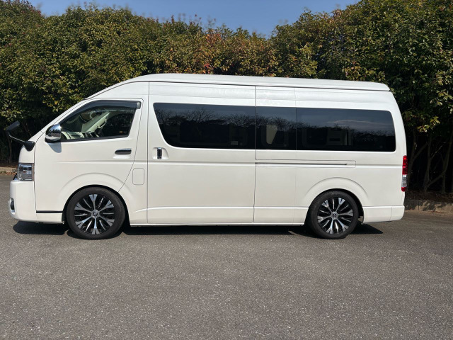 トヨタ ハイエースバン キャンピング セカンドハウス社製 の中古車詳細