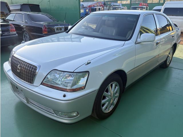 クラウンマジェスタ  サンルーフ レザーシート