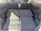 さらにセカンドシートを倒していただくと大きなお荷物も楽々積み込めます。