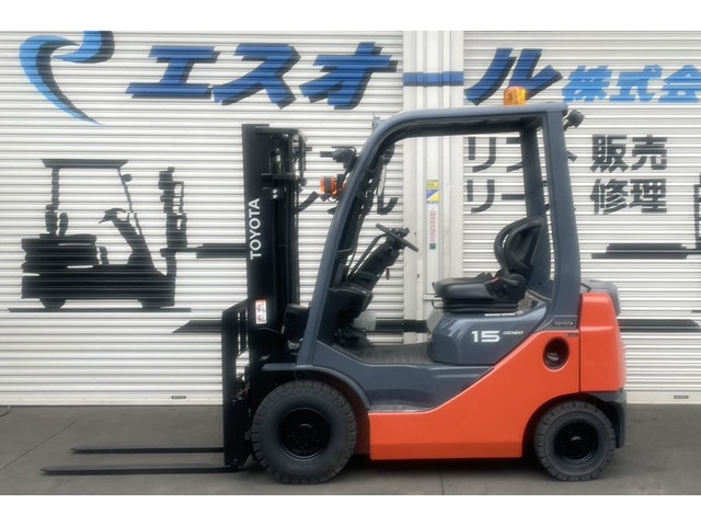 その他 トヨタL&F エンジンフォークリフト 3.0M1.5tサイドシフト の 