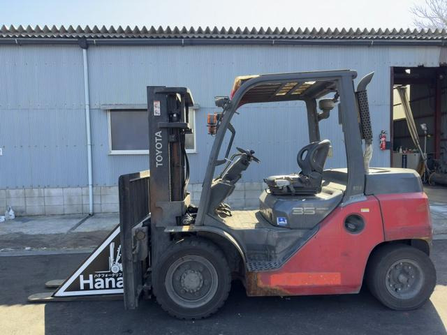 トヨタL&F エンジンフォークリフト 18257