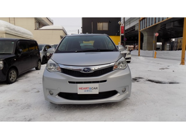 トレジア1.5 i-S 4WD