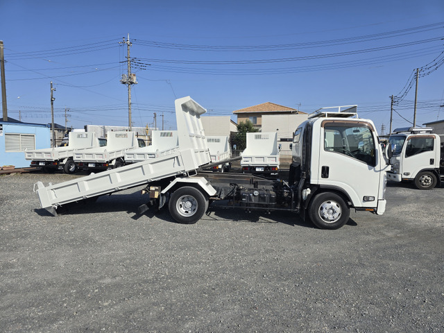 エルフ  ローダーダンプ3.8トン