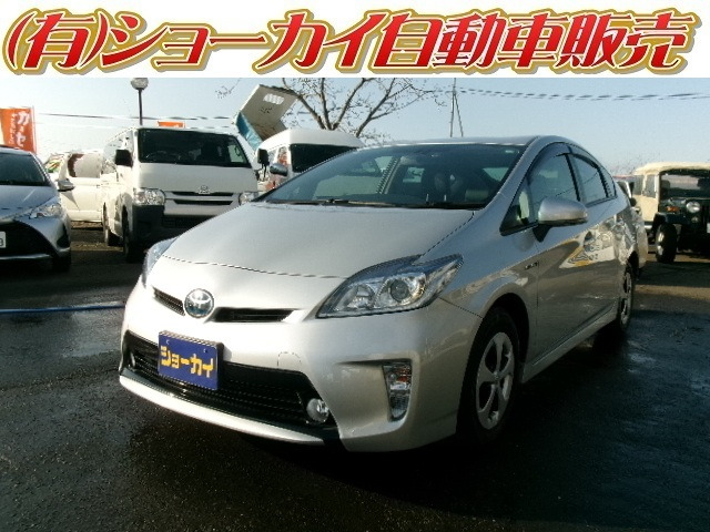 トヨタ プリウス 