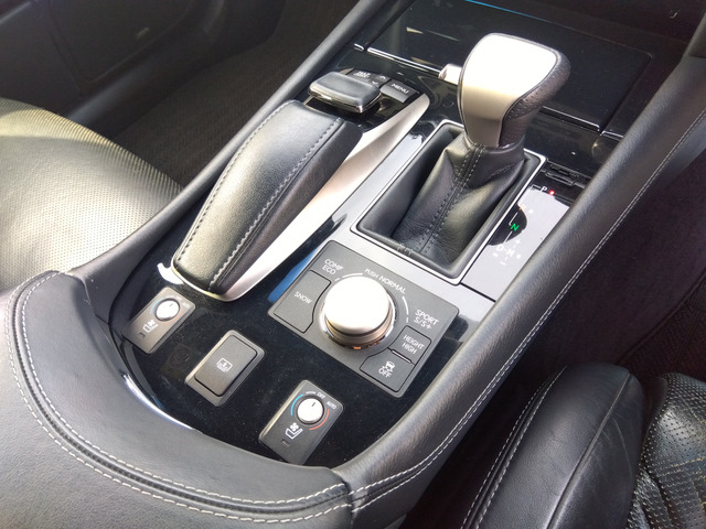 レクサス LS 460 Fスポーツ サンルーフ 黒革エアシート の中古車詳細