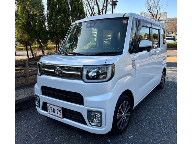 ピクシスメガ Gターボ SAIII 両側オートスライドドア 衝突軽減装置