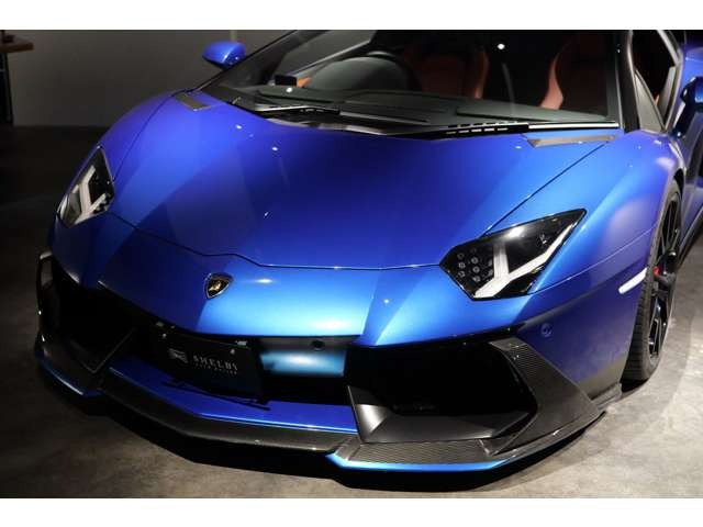 ランボルギーニ アヴェンタドールロードスター LP700-4 4WD VORSTEINER