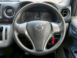 在庫車両はオークションでの仕入れやお客様から買取や下取りした車両になります。機関系、修復歴、外装や内装の状態などを明確にご説明いたします。