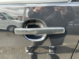 【支払総額推進店】お車をご覧い頂きまして、誠に有難う御座います。在庫車両になりますので、是非ご都合の宜しい時に、見に来て下さい。来店予約をされると、ご案内がスムーズです。