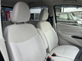 【支払総額推進店】お車をご覧い頂きまして、誠に有難う御座います。在庫車両になりますので、是非ご都合の宜しい時に、見に来て下さい。来店予約をされると、ご案内がスムーズです。