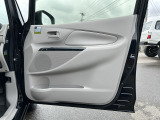 【支払総額推進店】お車をご覧い頂きまして、誠に有難う御座います。在庫車両になりますので、是非ご都合の宜しい時に、見に来て下さい。来店予約をされると、ご案内がスムーズです。