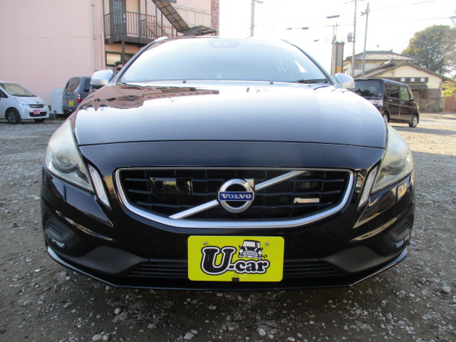 ボルボ V60 T4 黒革シート ナビTV スマキー BLIS の中古車詳細