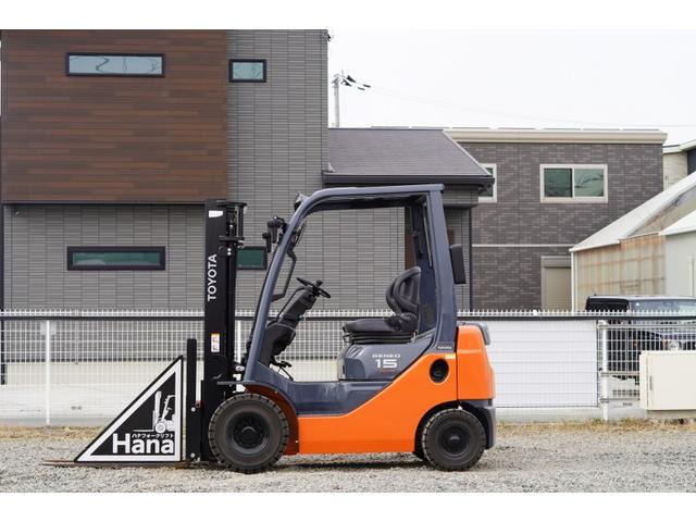 トヨタL&F エンジンフォークリフト 17911