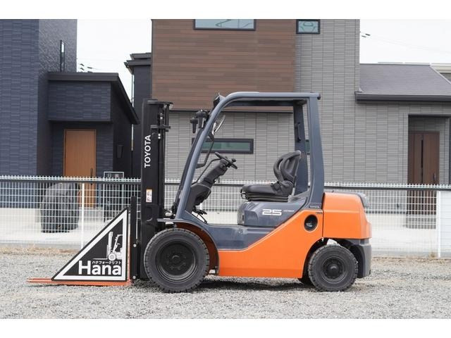 トヨタL&F エンジンフォークリフト 17951