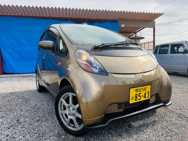 i(アイ)T 4WDナビ/テレビ/バックカメラ