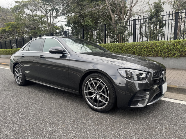 EクラスE200 スポーツ (BSG搭載モデル)AMGライン